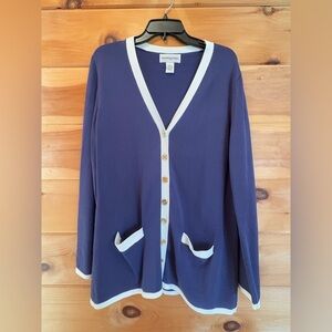 Bloomingdale’s Blue Rayon Knit Front Button Cardigan Women’s Medium.